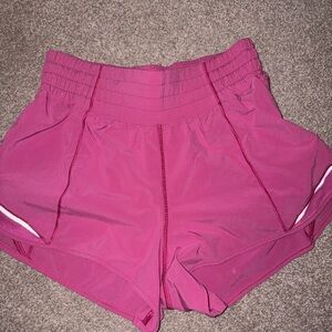 Lululemon Hotty Hot Short 2.5"